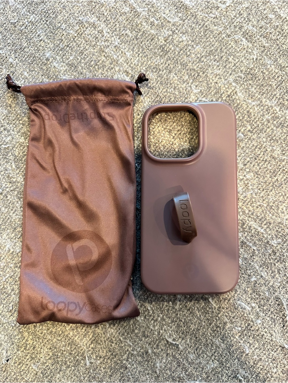 Loopy Light Brown Protective iPhone 14 Pro Case